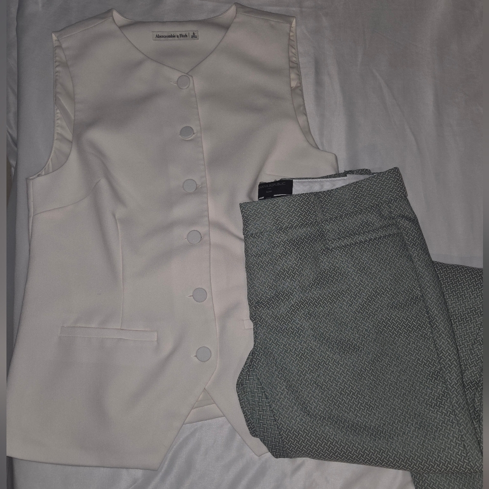 Women's Cream Tailored Vest and Sloan Green Pants Set (2 For 1)